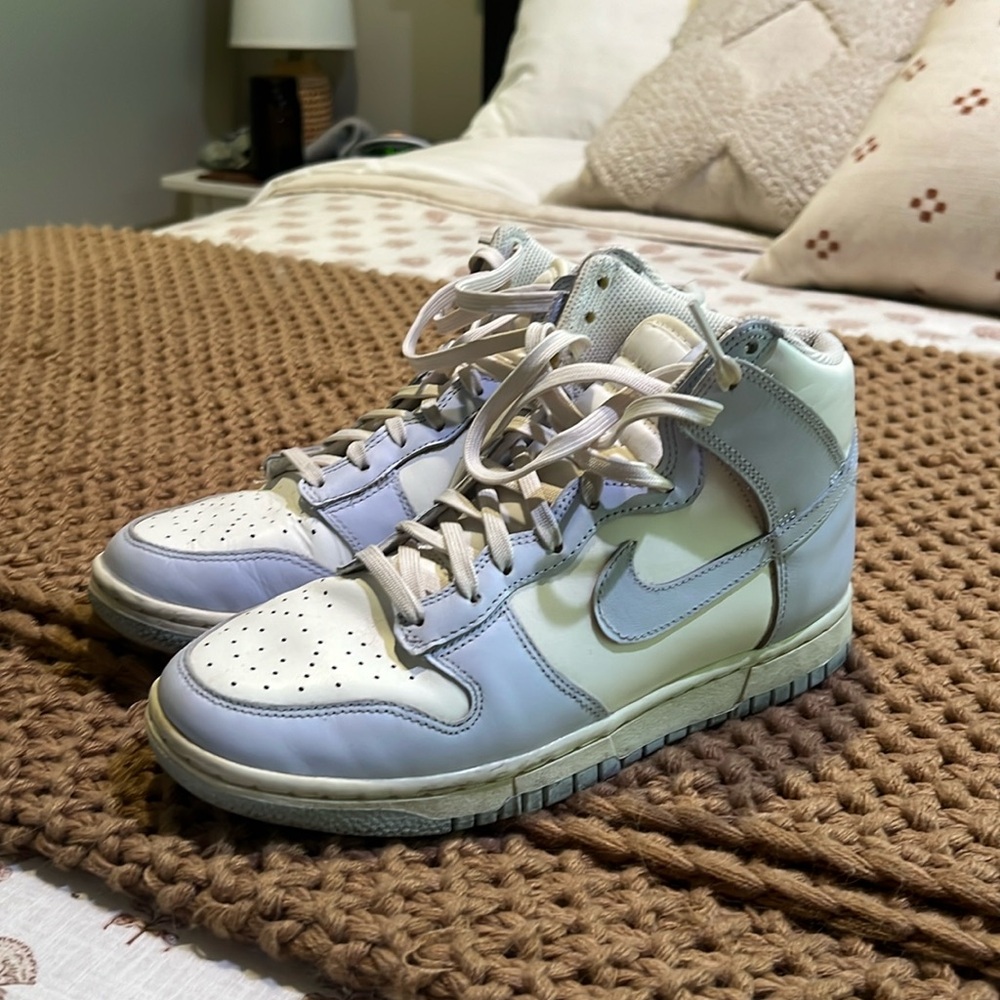 Women’s Nike Dunk